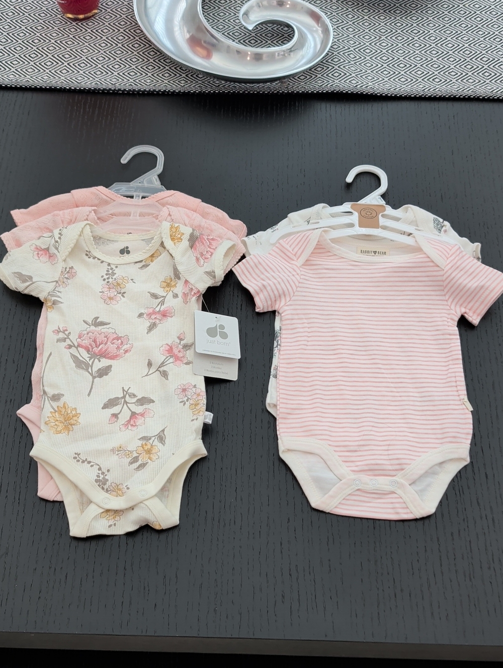 Lot of 5 New Short Sleeve Onsies Baby Girl 6 9 Months JUST BORN RABBIT BEAR NWT
